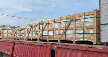 乌兰察布 芝麻白花岗岩地铺石出口专车-泰国游