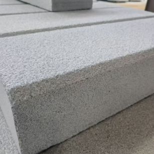 乌兰察布 芝麻灰荔枝面路沿石