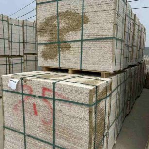 乌兰察布 黄金麻花岗岩石材荔枝面地铺石2.5*300*600