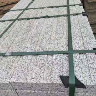 乌兰察布 白麻花岗岩直行盲道石，盲条，地铺石