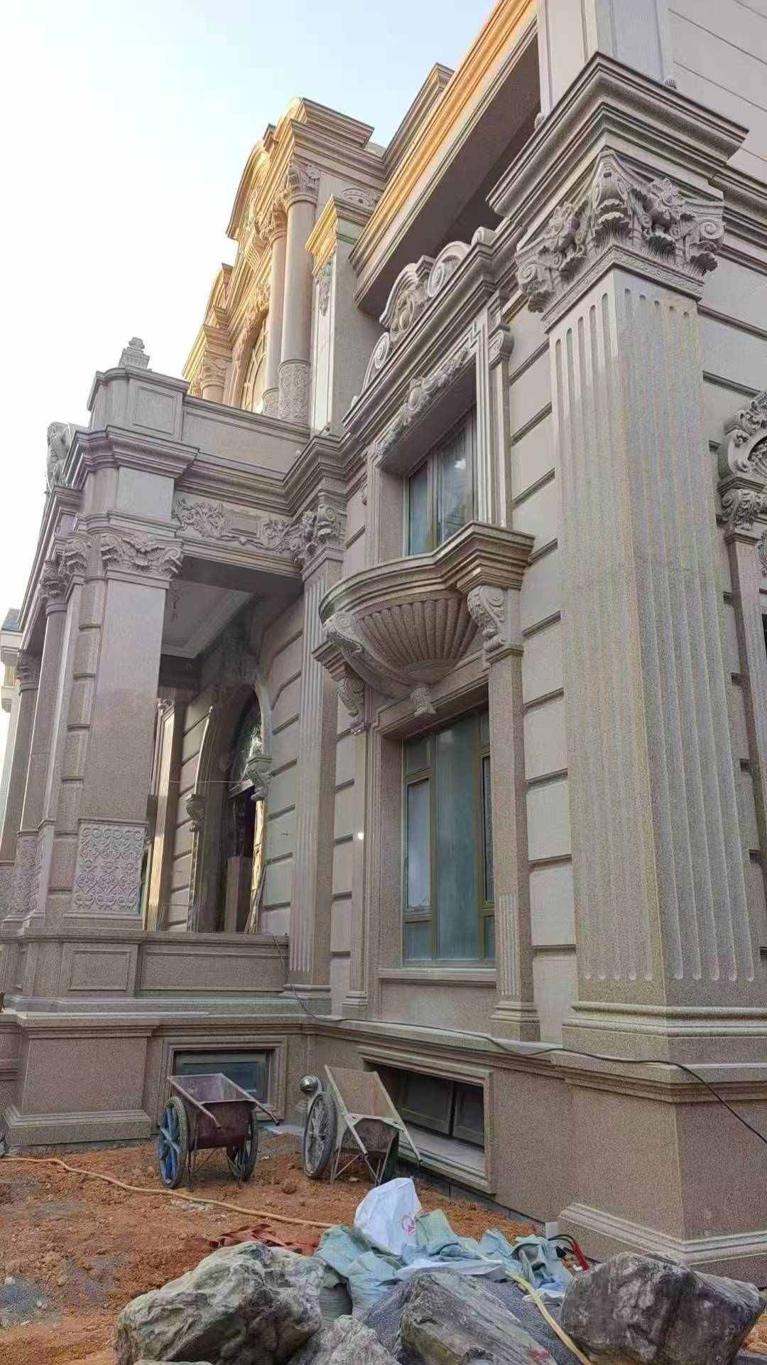 乌兰察布 黄金麻花岗岩光面别墅外墙干挂施工完成