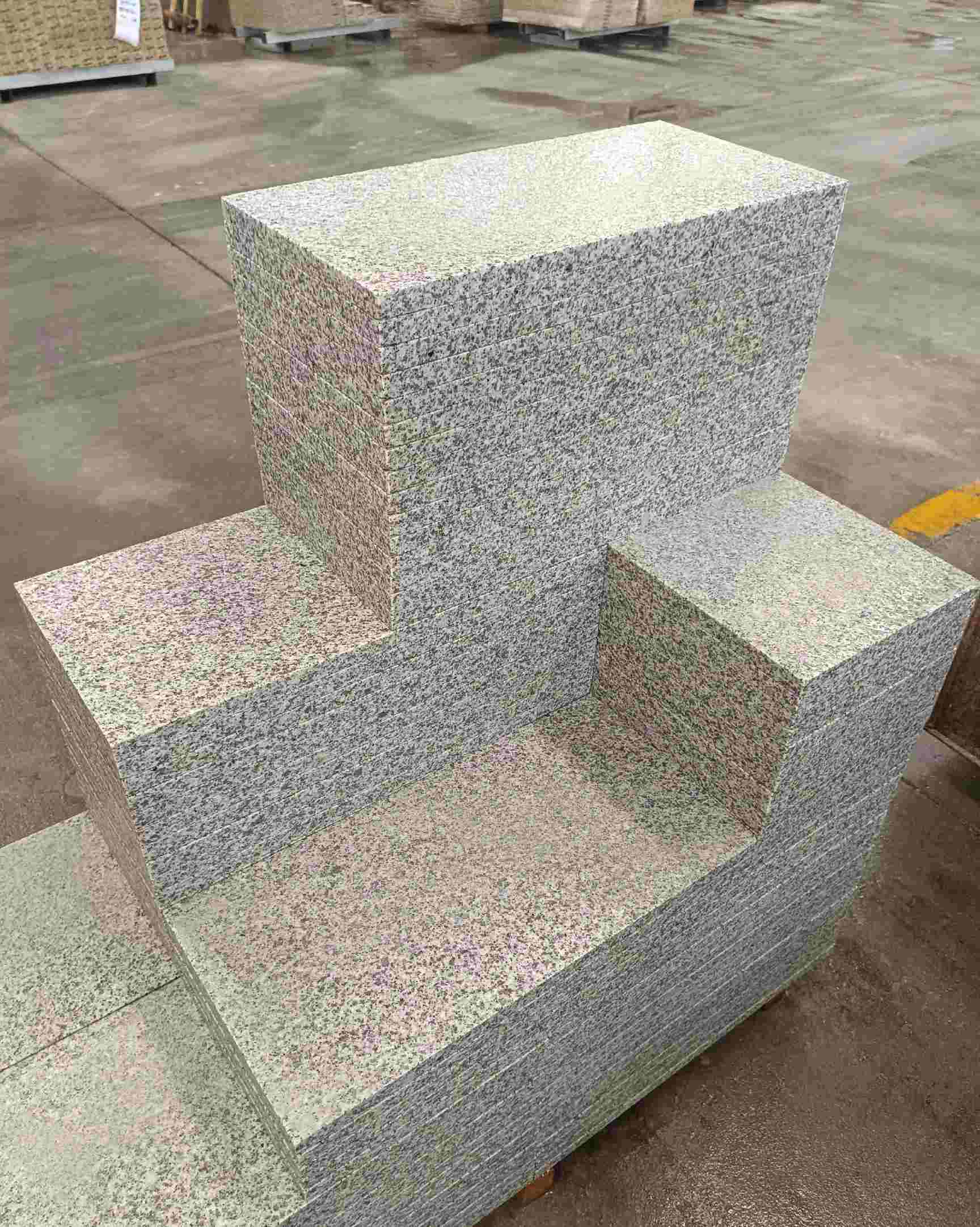 乌兰察布 白麻花岗岩荔枝面地铺石