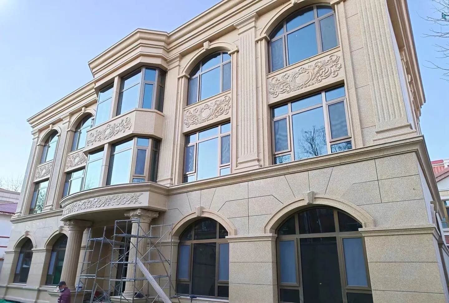 乌兰察布 黄金麻花岗岩别墅外墙干挂