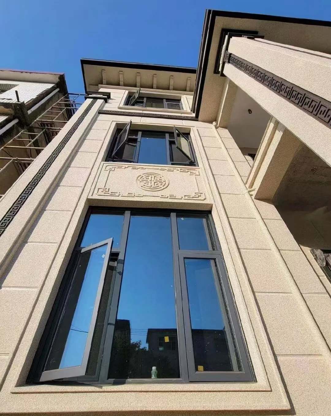 乌兰察布 黄金麻荔枝面别墅外墙干挂效果展示