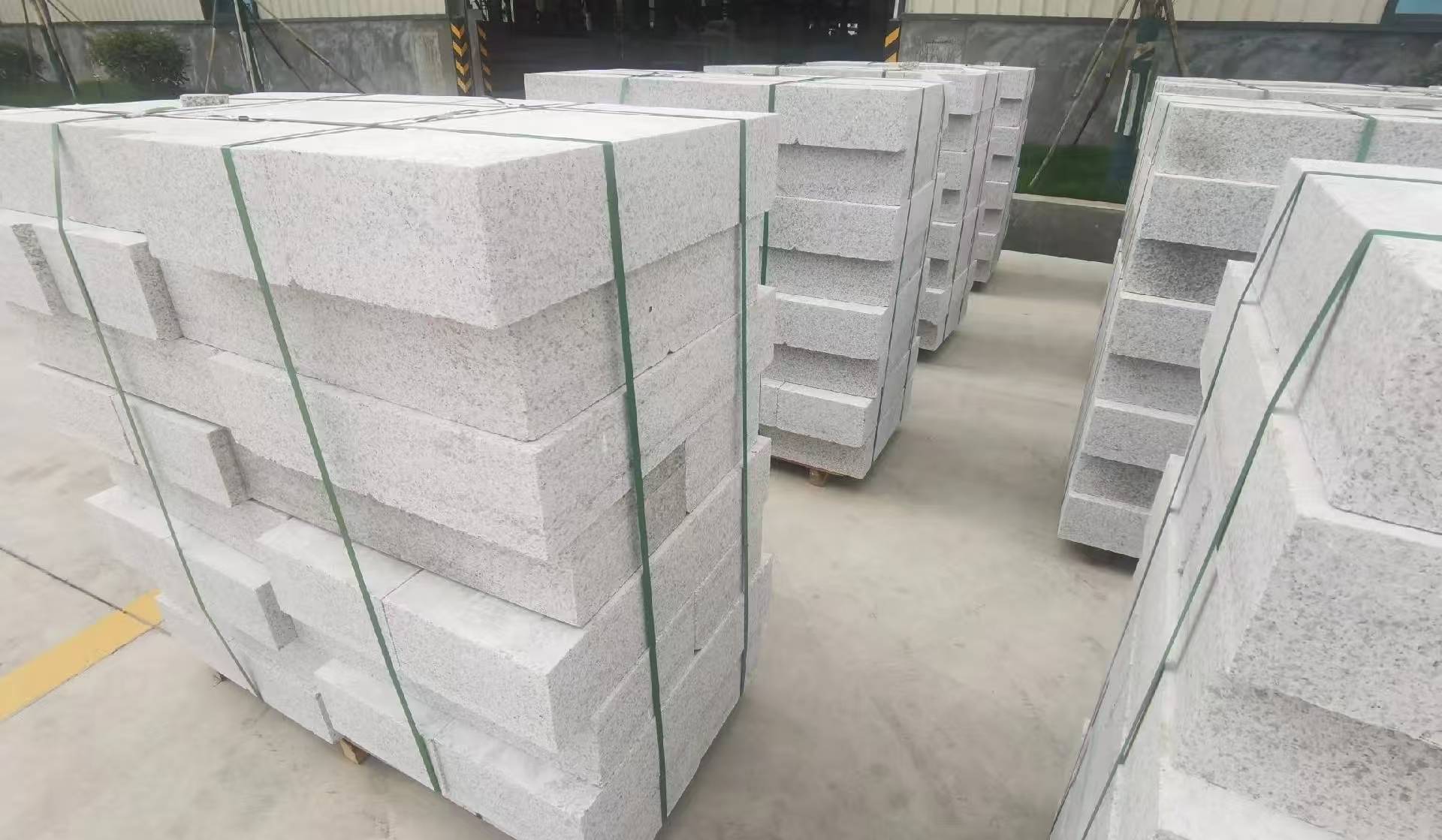 乌兰察布 白麻花岗岩路沿石，立缘石，平缘石，路牙石，道牙石，马路牙子等