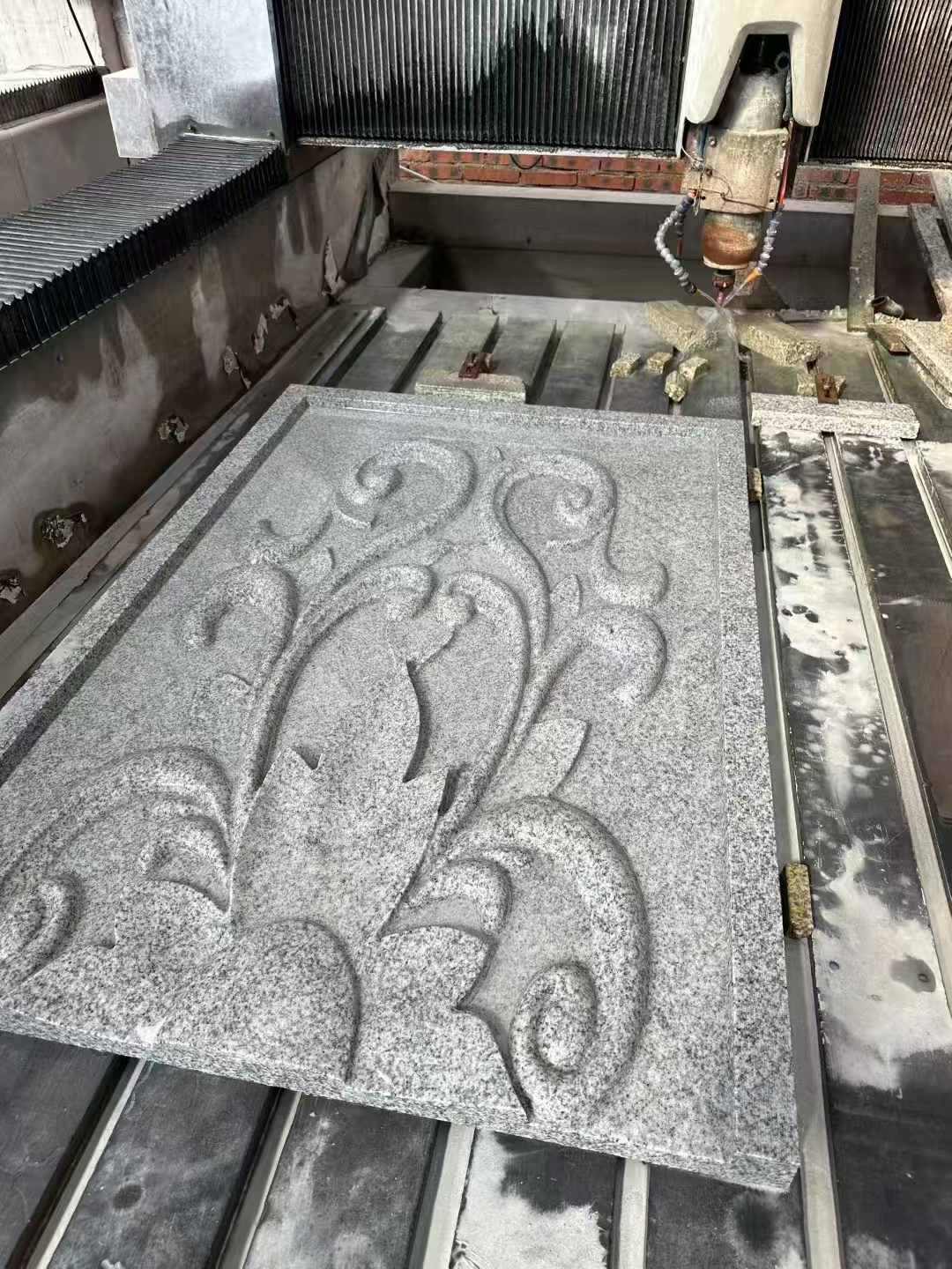 乌兰察布 白麻别墅干挂雕花板