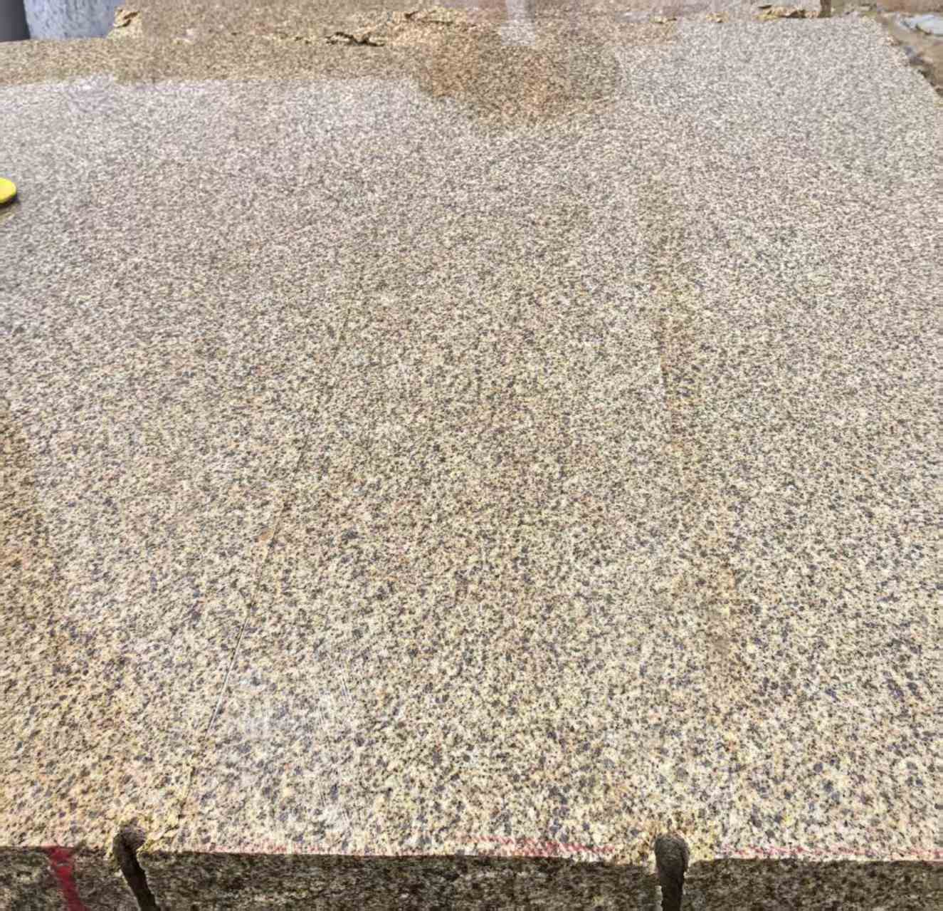 乌兰察布 黄金麻花岗岩石材方料