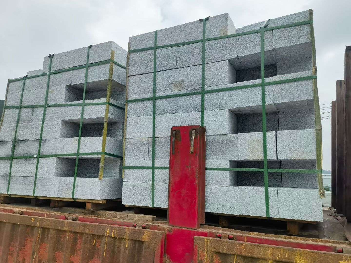 乌兰察布 芝麻白花岗岩路沿石，平石，路侧石，马路牙子，路缘石，立缘石，平缘石等