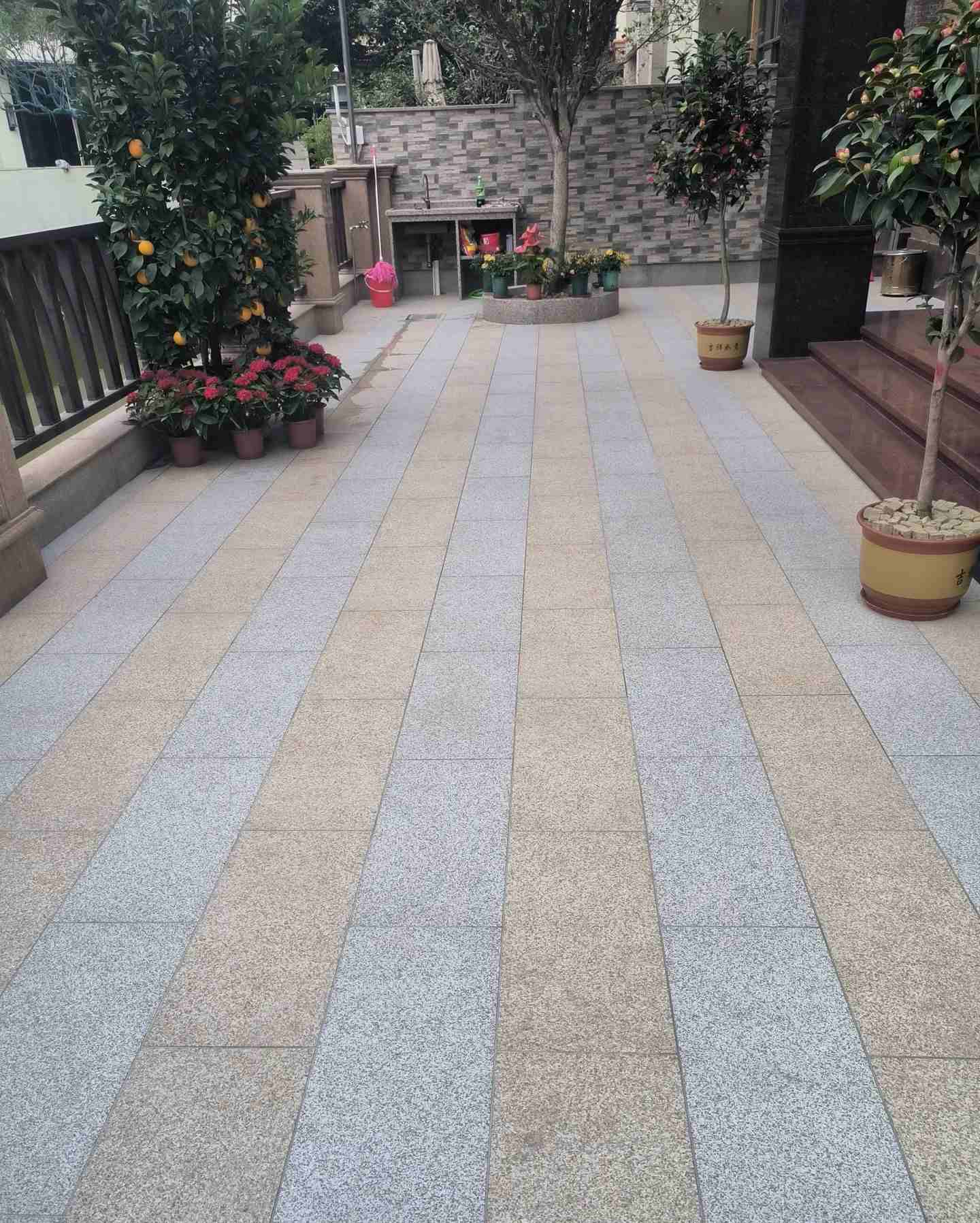 乌兰察布 黄金麻白麻荔枝面庭院铺装展示